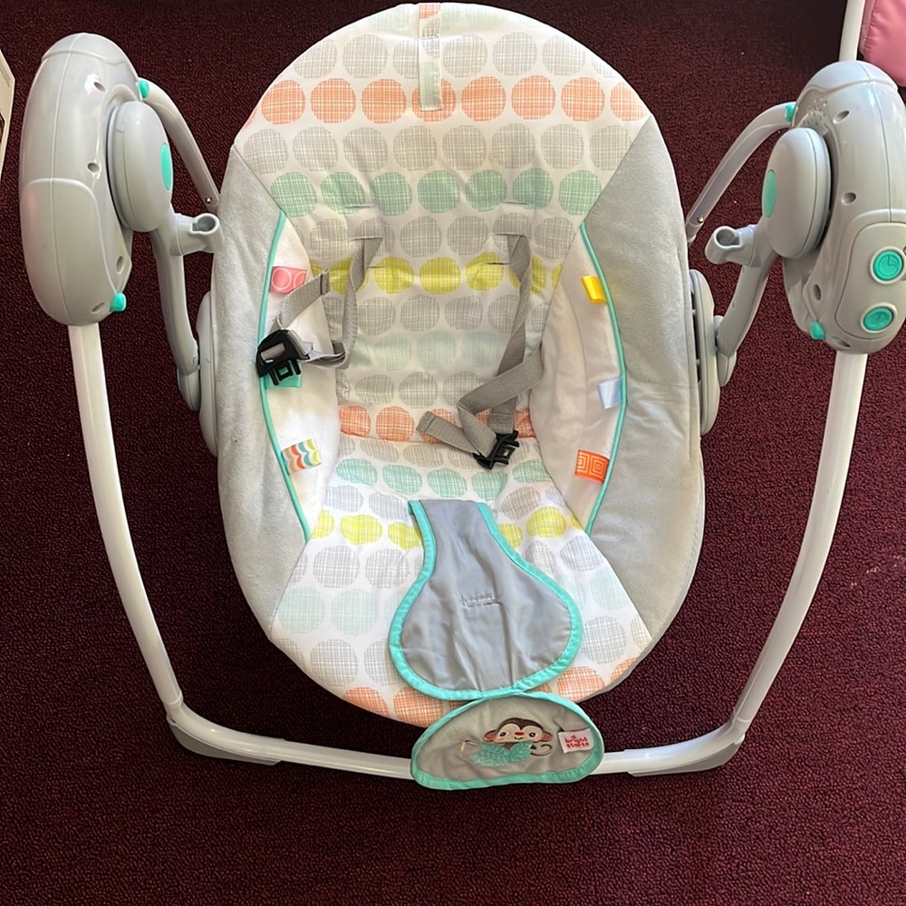 Baby swing used about 10 times